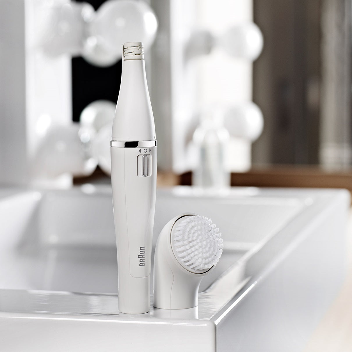 BRAUN FACE EPILATOR SE810